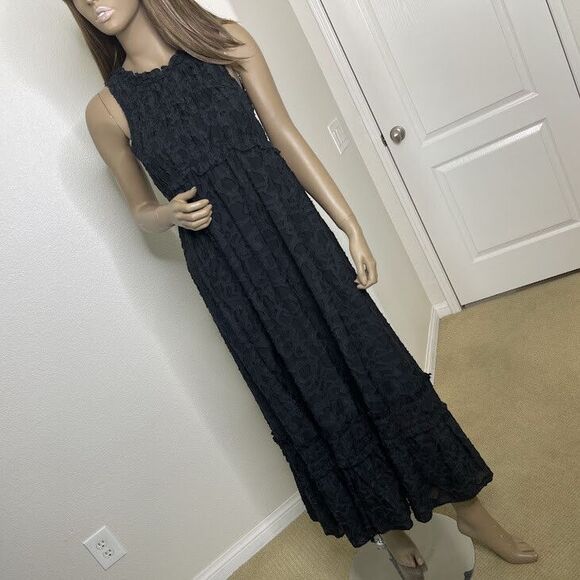 Club Monaco Dresses & Skirts - Club Monaco Black Maxi Dress 2 Dark Feminine Romantic Sheer Textured Evening